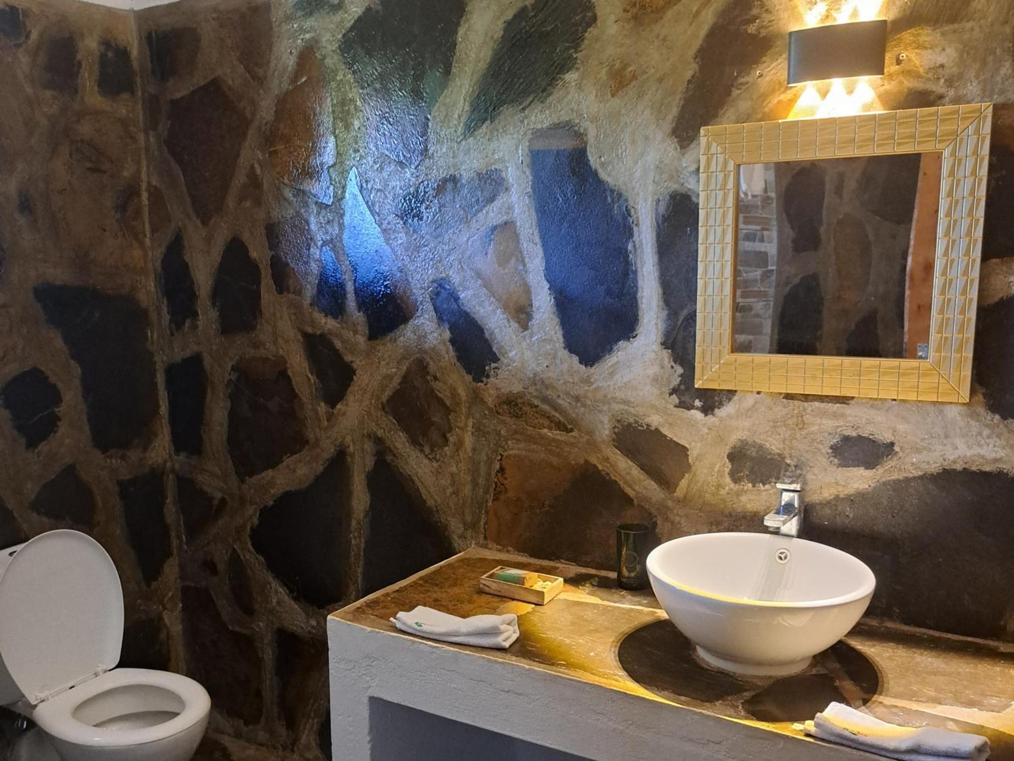 Diani Yoga Barn Bed & Breakfast Ukunda Bilik gambar