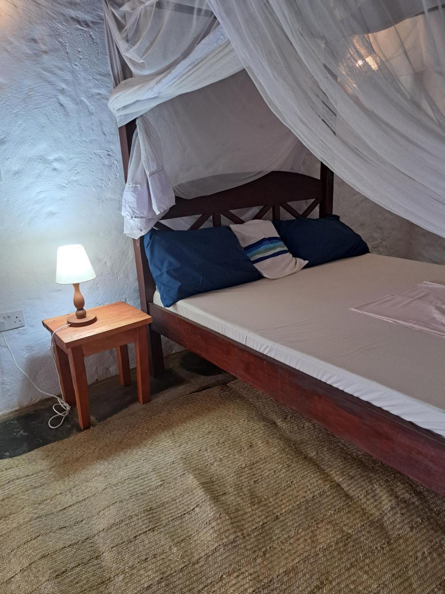 Diani Yoga Barn Bed & Breakfast Ukunda Luaran gambar